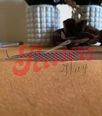 90-degree-eyelash-tweezers-diamond-grip-handle-slim